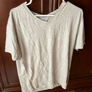 Lulu V Neck T